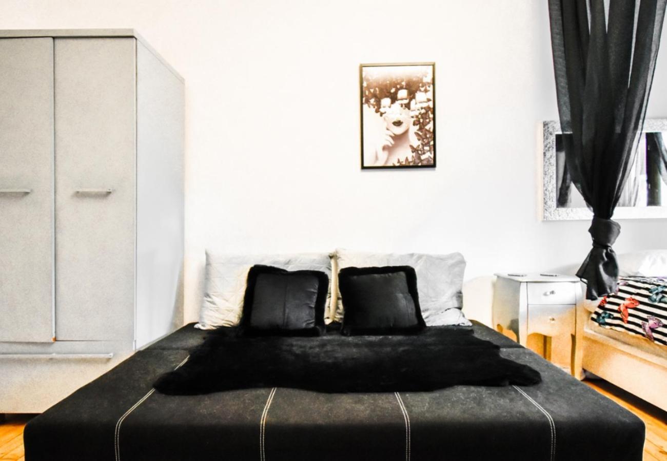Dietro L Angolo, 2 Bath Apartamento Sófia Exterior foto